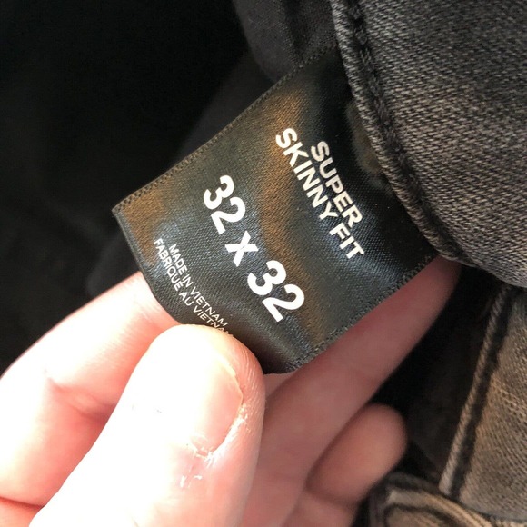 Express Jeans Super Skinny Fit Mens 32x32 (ACTUAL 32x30) Faded Black Distressed - Picture 9 of 16